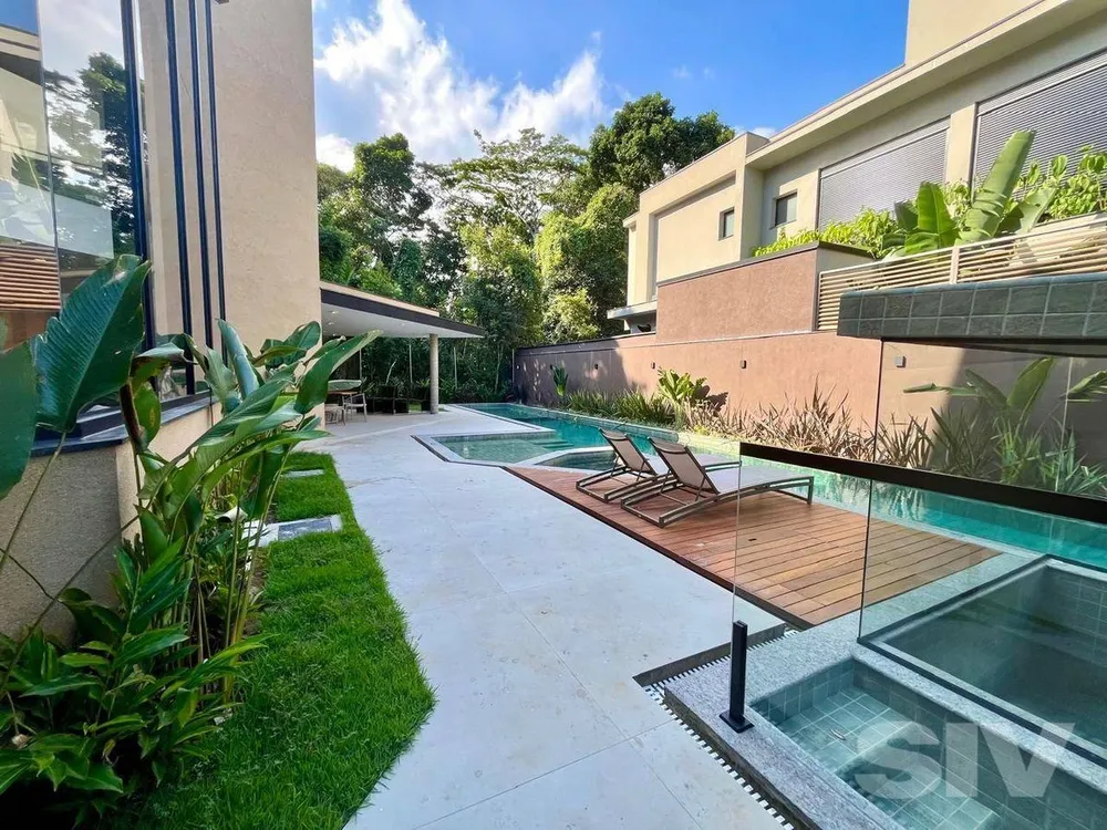 Casa, 7 quartos, 630 m² - Foto 1