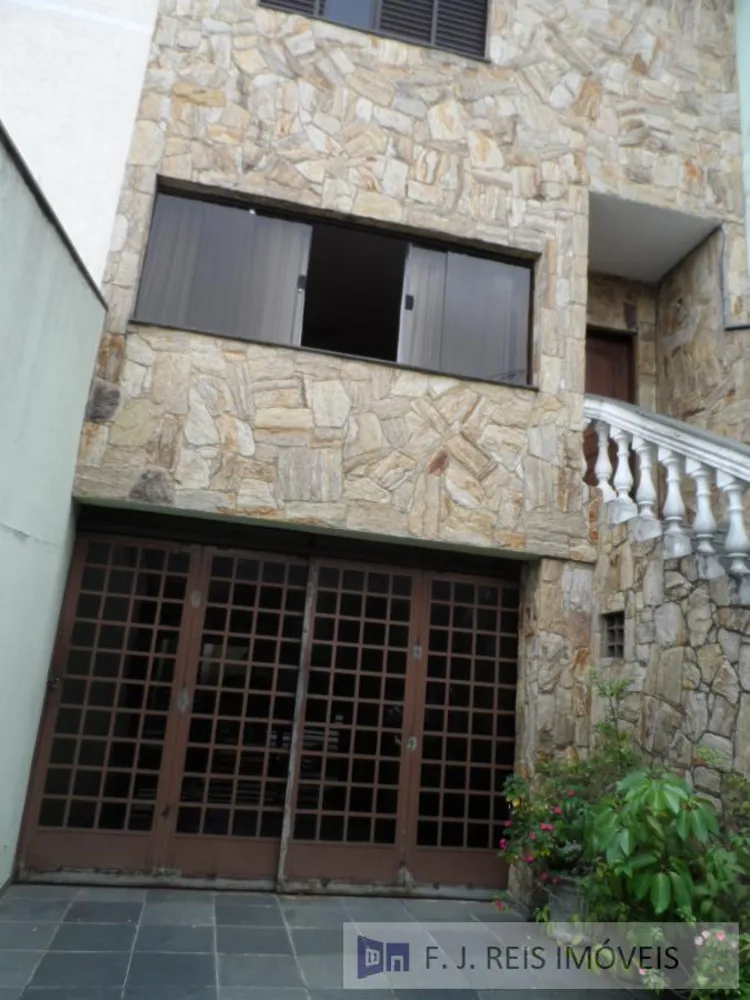 Sobrado, 3 quartos, 250 m² - Foto 1