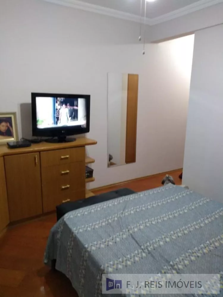 Apartamento à venda com 3 quartos, 140m² - Foto 19