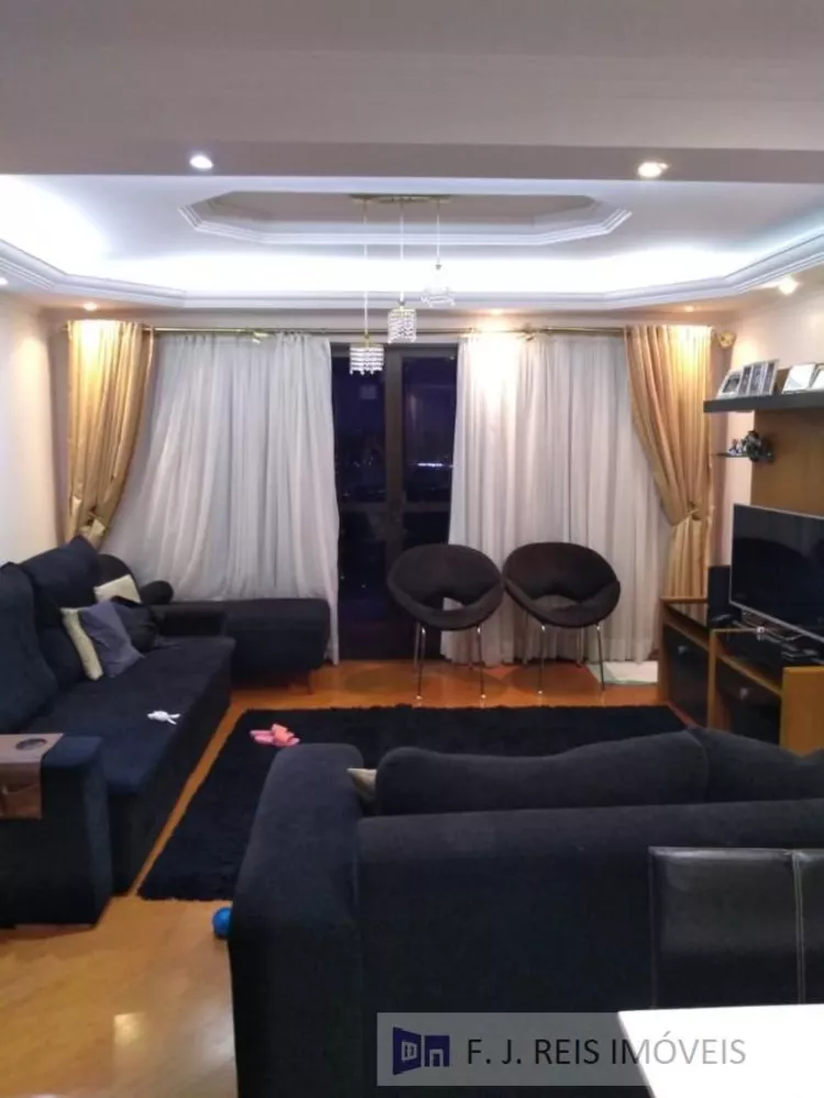 Apartamento à venda com 3 quartos, 140m² - Foto 4