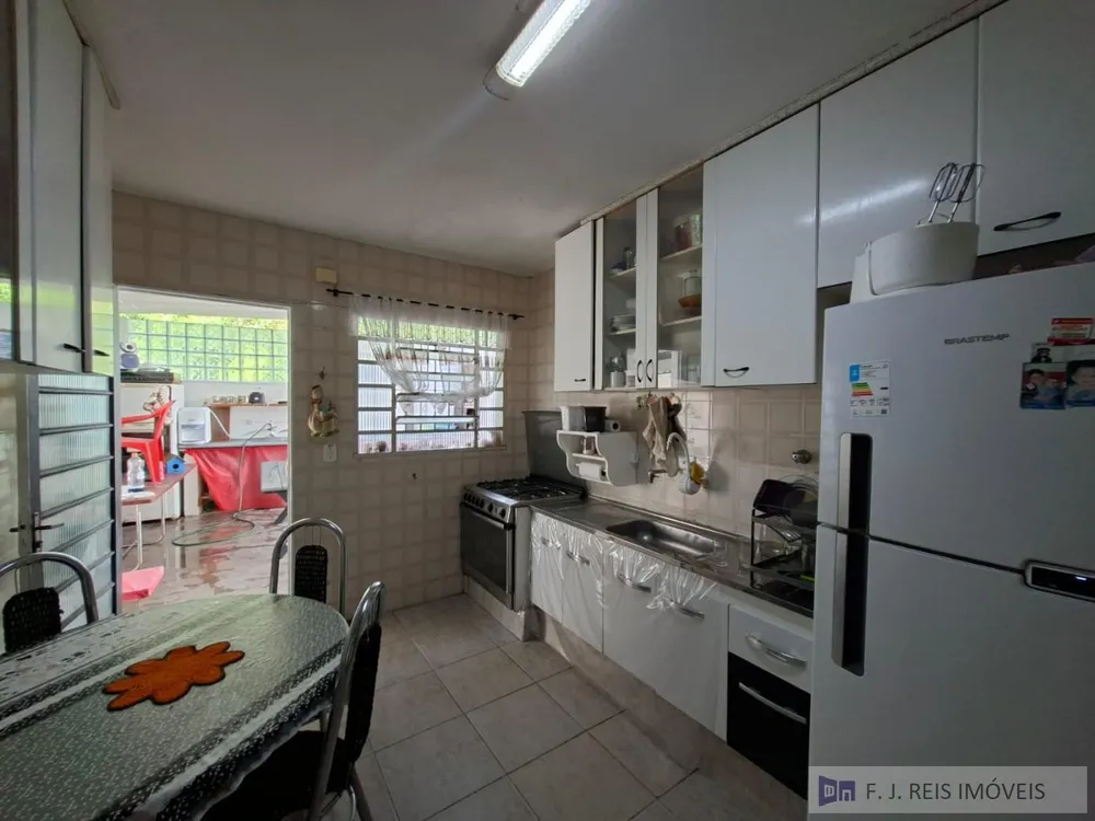 Casa, 3 quartos, 270 m² - Foto 3