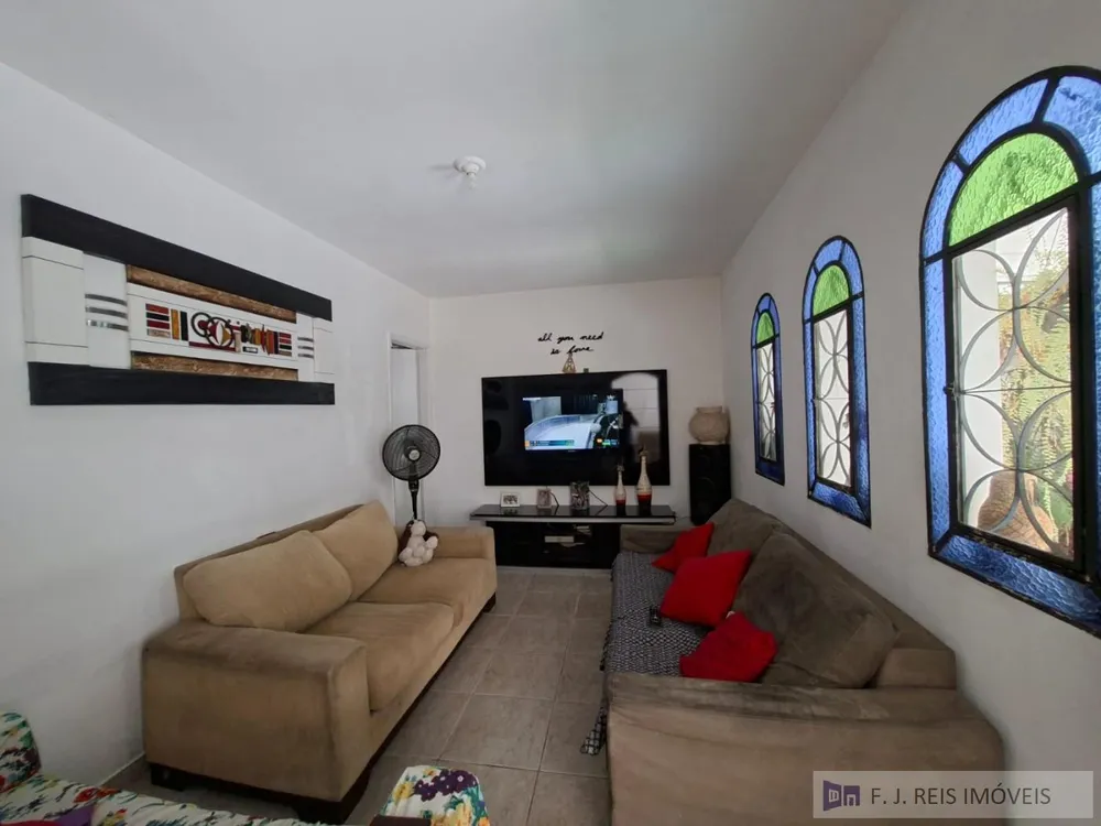 Casa, 3 quartos, 270 m² - Foto 2