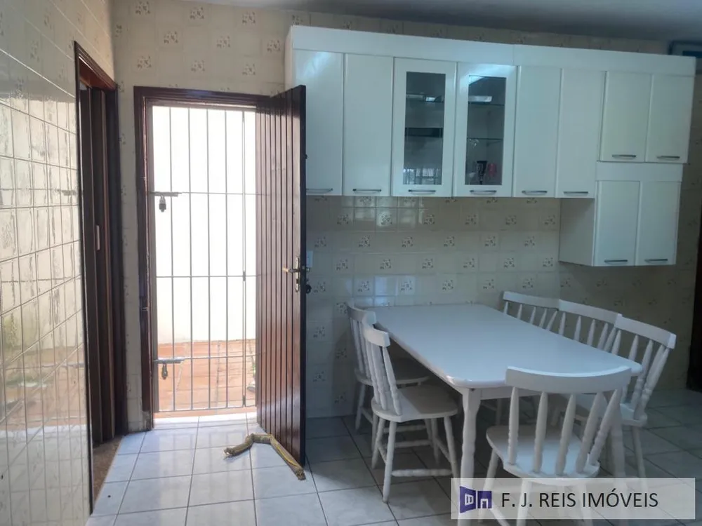 Casa, 3 quartos, 360 m² - Foto 6