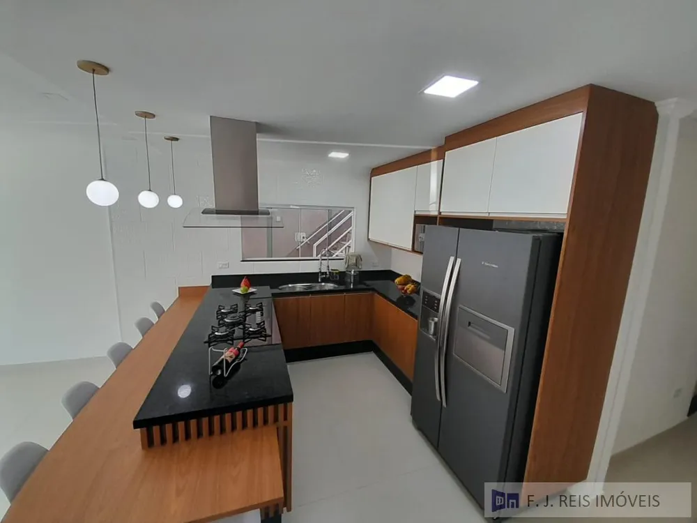 Sobrado, 4 quartos, 275 m² - Foto 3