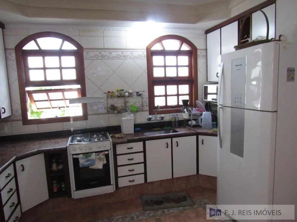 Sobrado, 3 quartos, 360 m² - Foto 3