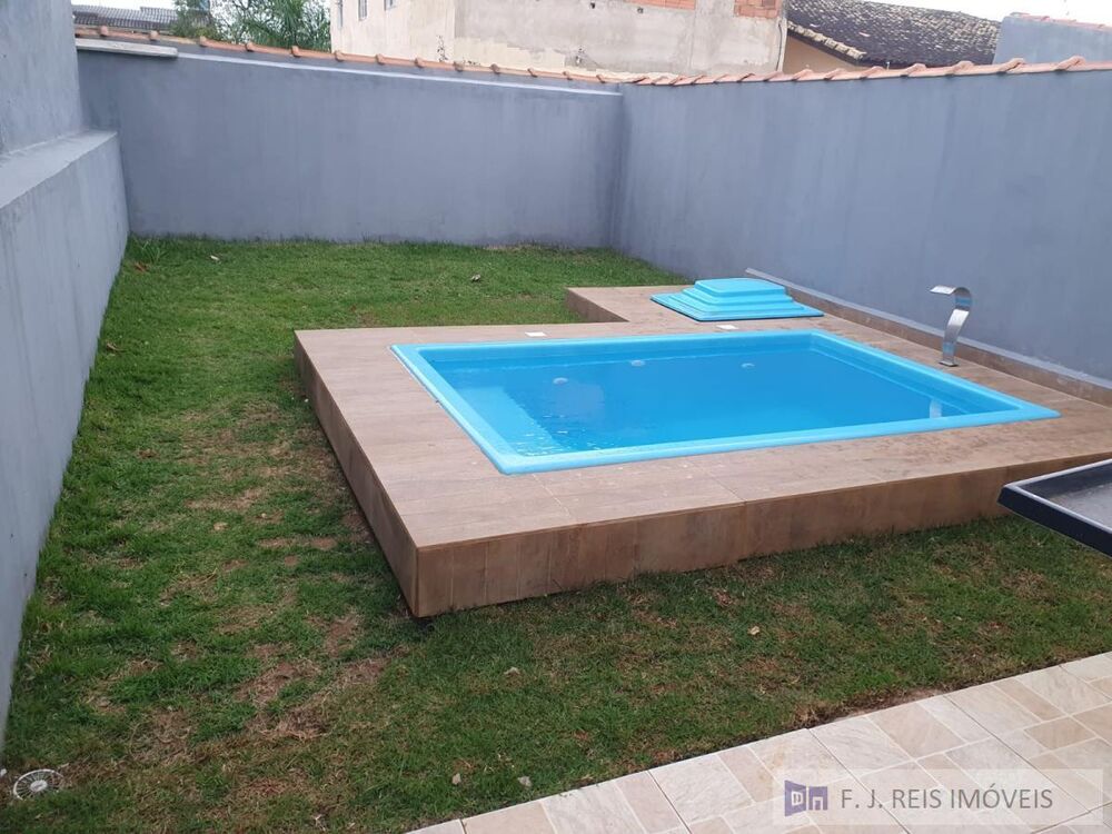 Casa à venda com 2 quartos, 160m² - Foto 4