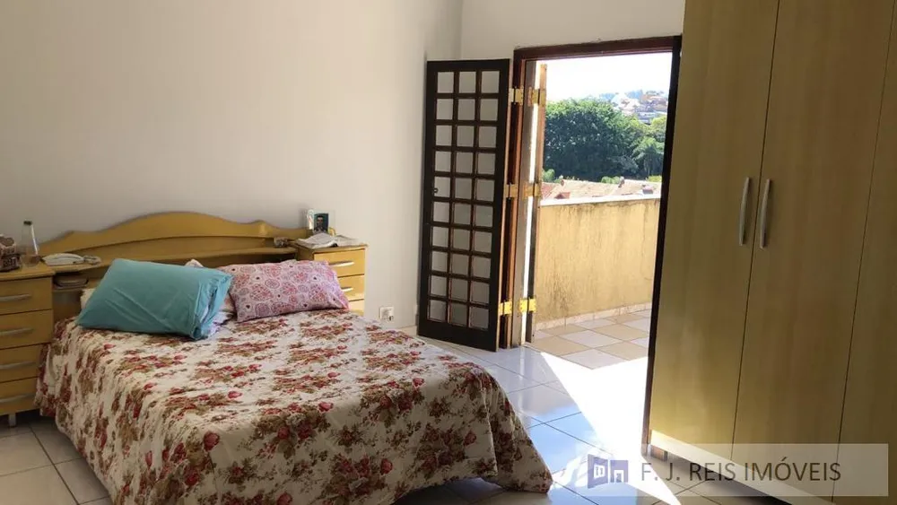 Sobrado, 4 quartos, 500 m² - Foto 1