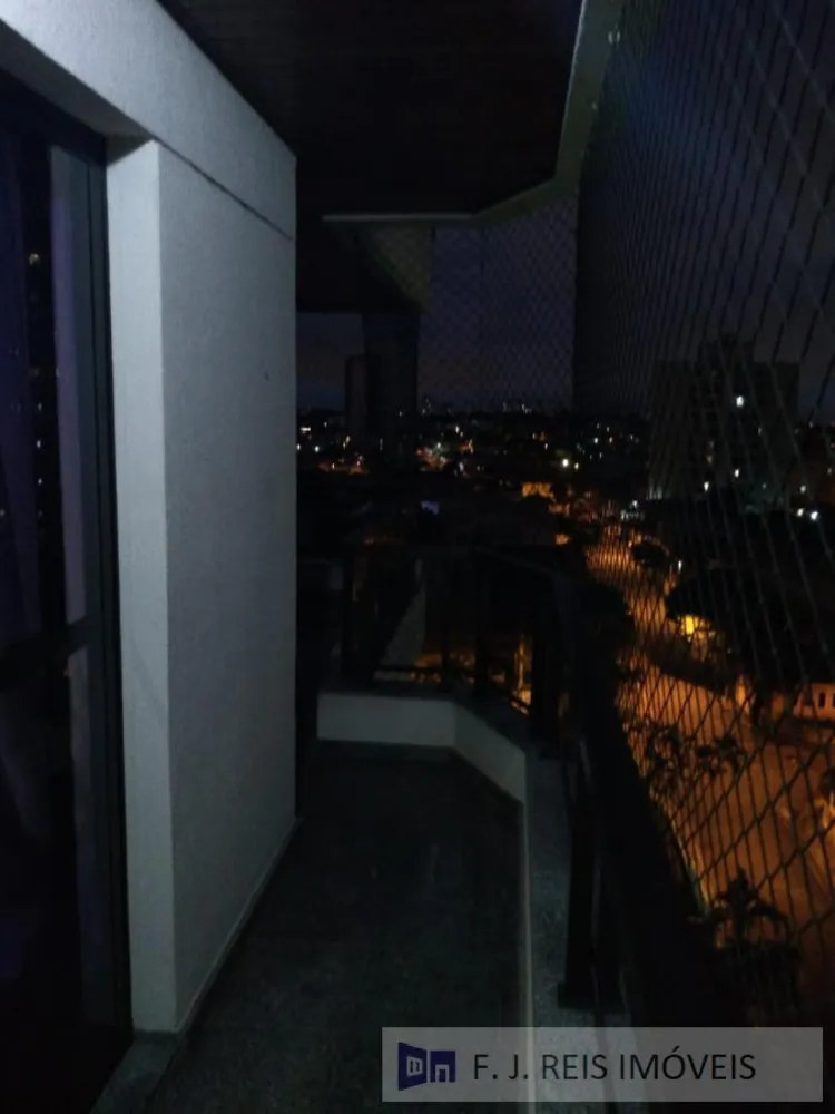 Apartamento, 3 quartos, 140 m² - Foto 4