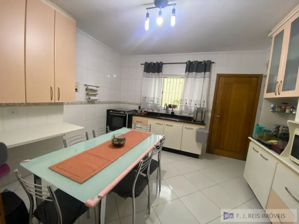 Sobrado, 3 quartos, 179 m² - Foto 4