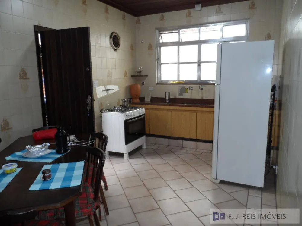 Casa, 2 quartos, 200 m² - Foto 8
