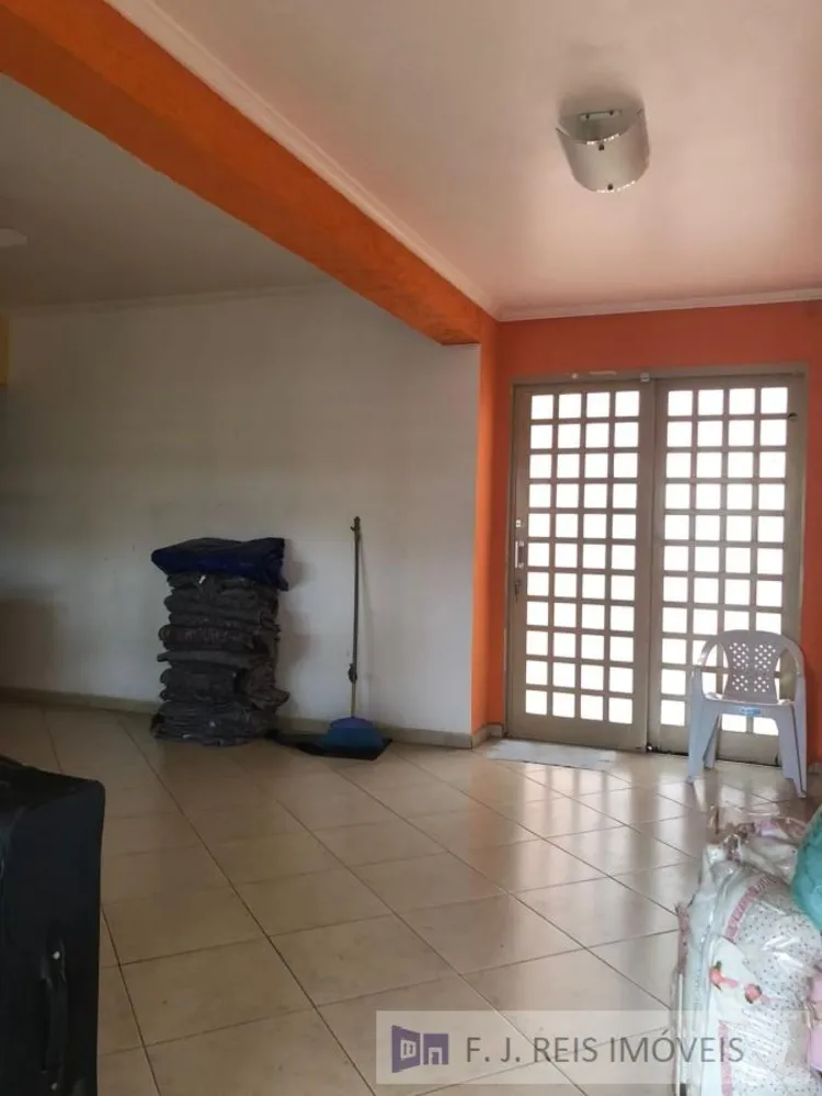 Casa, 3 quartos, 174 m² - Foto 3