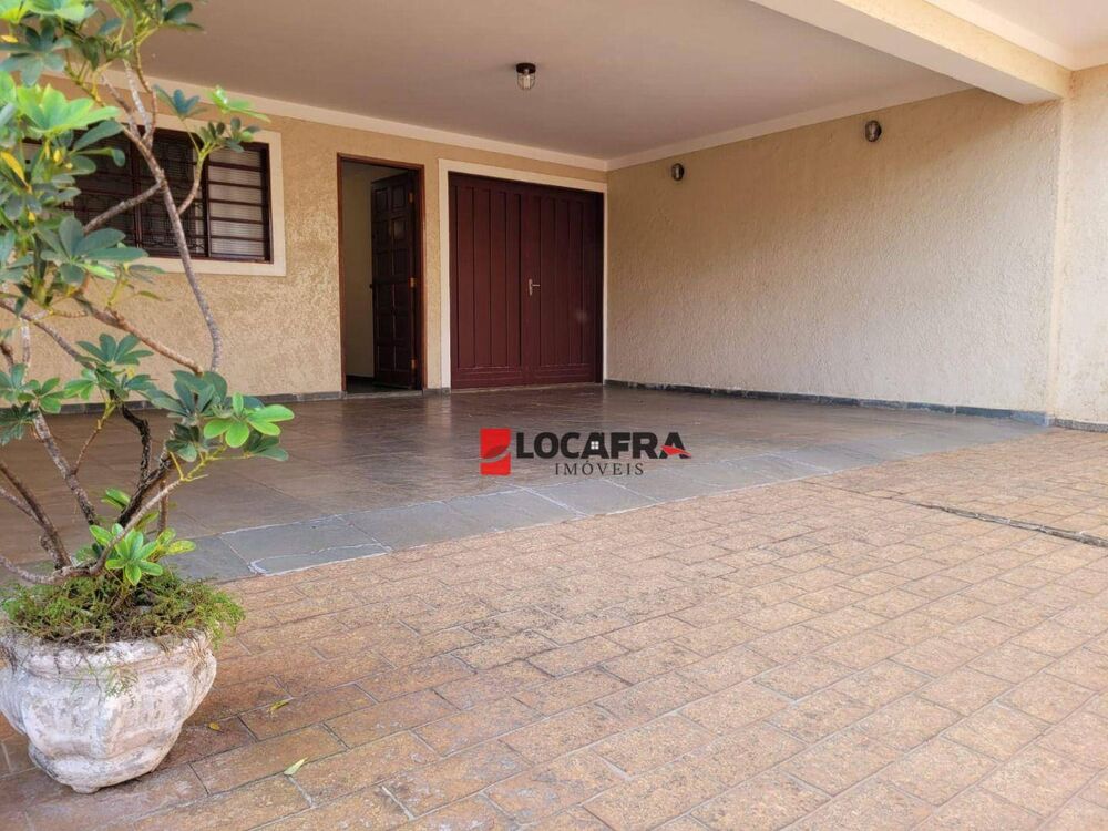 Sobrado, 4 quartos, 324 m² - Foto 1