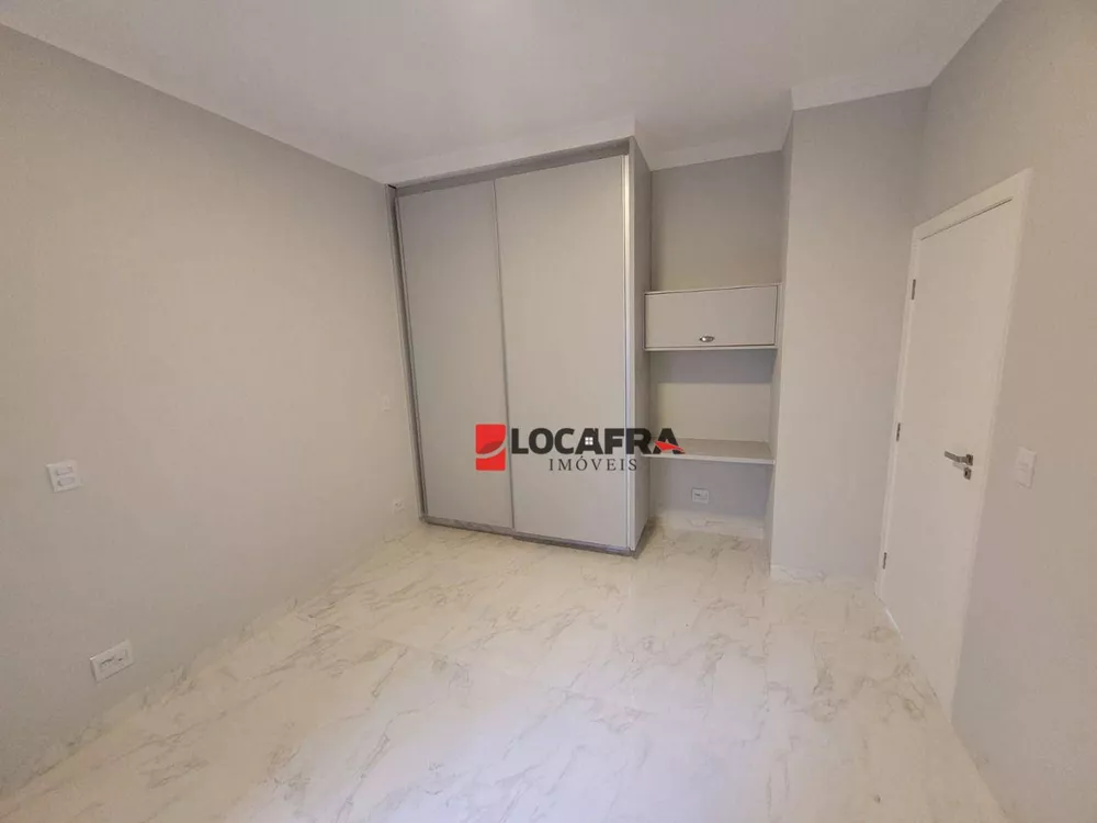 Casa, 3 quartos, 236 m² - Foto 13