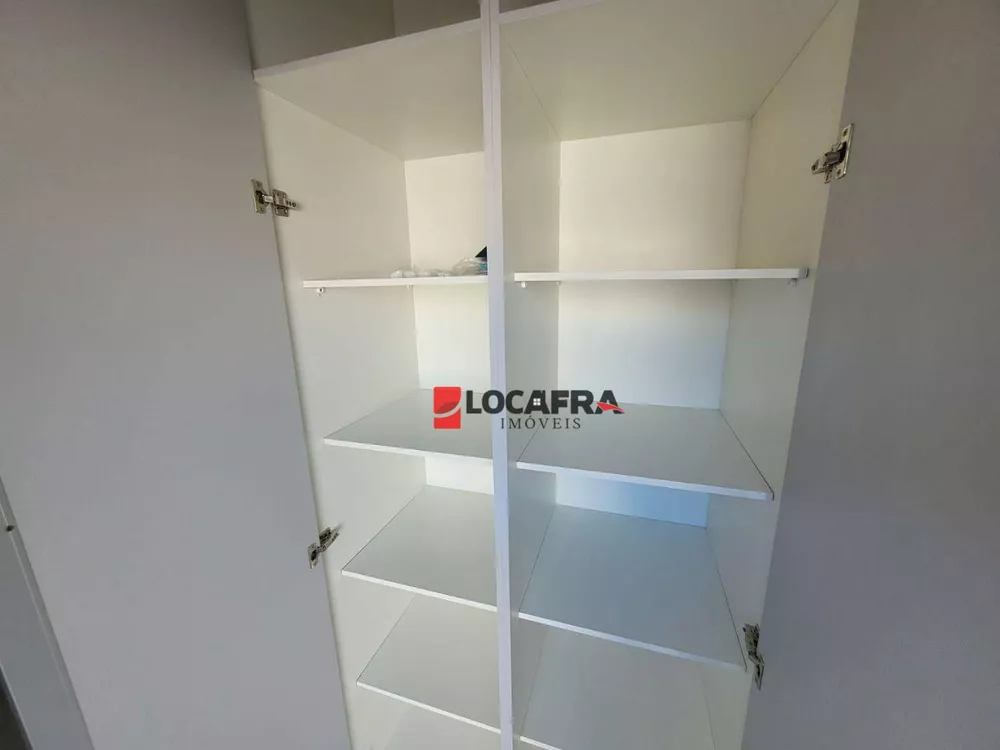 Casa, 3 quartos, 236 m² - Foto 16