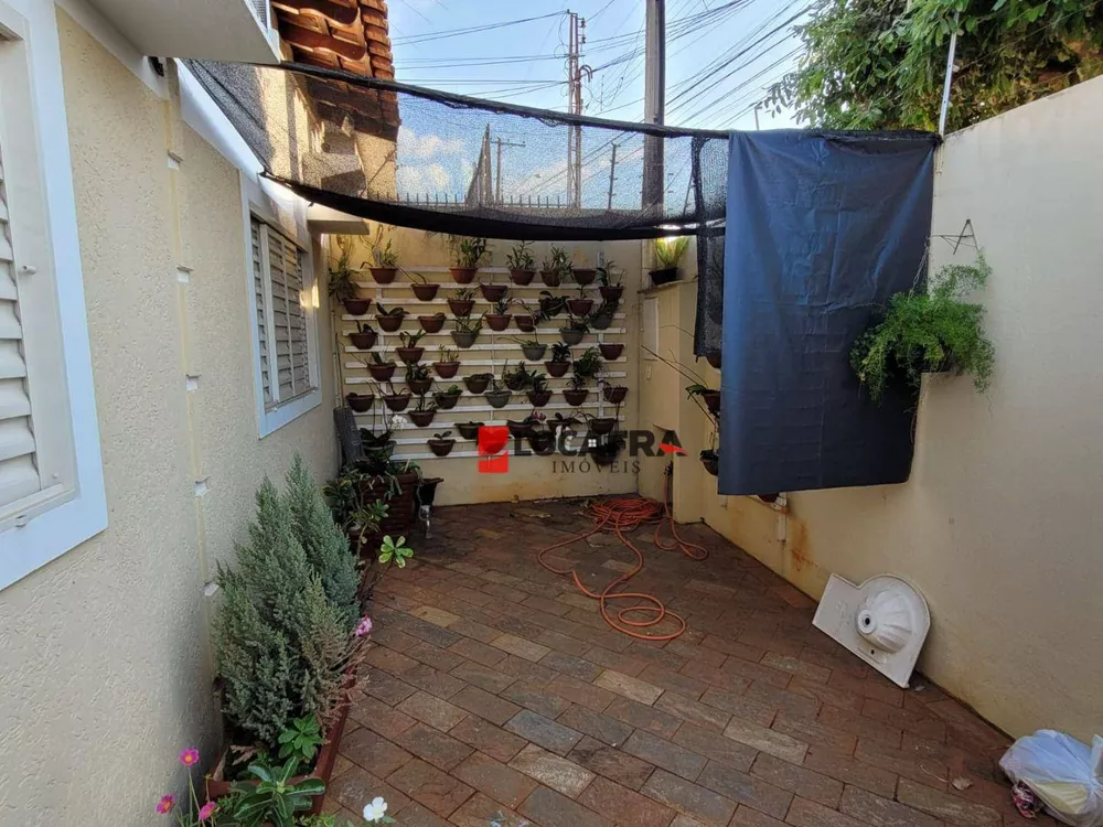 Casa, 3 quartos, 94 m² - Foto 2