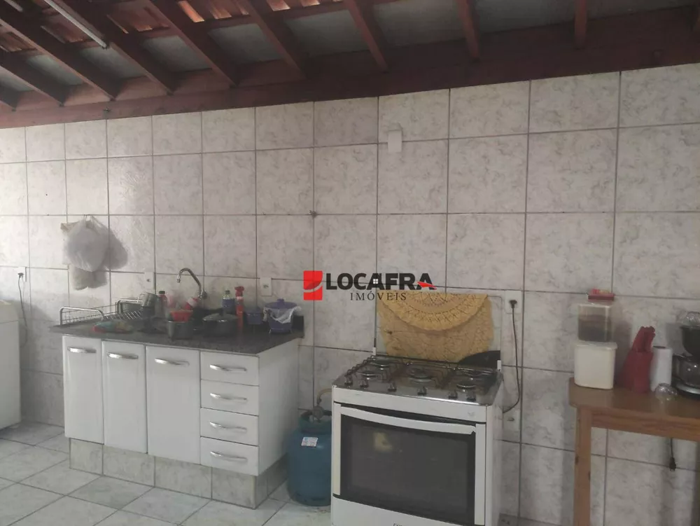 Casa, 4 quartos, 170 m² - Foto 4