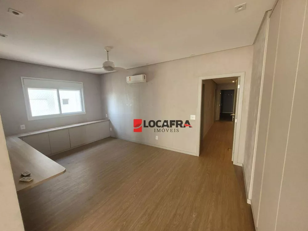 Apartamento, 3 quartos, 245 m² - Foto 11