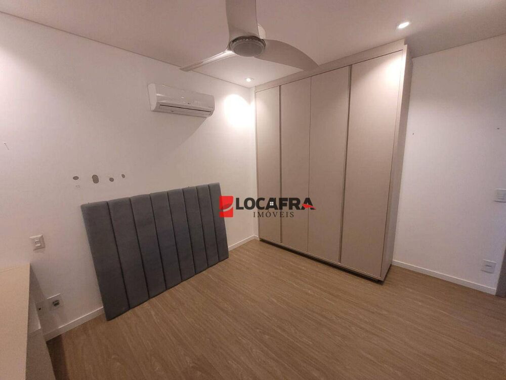 Apartamento, 3 quartos, 245 m² - Foto 12