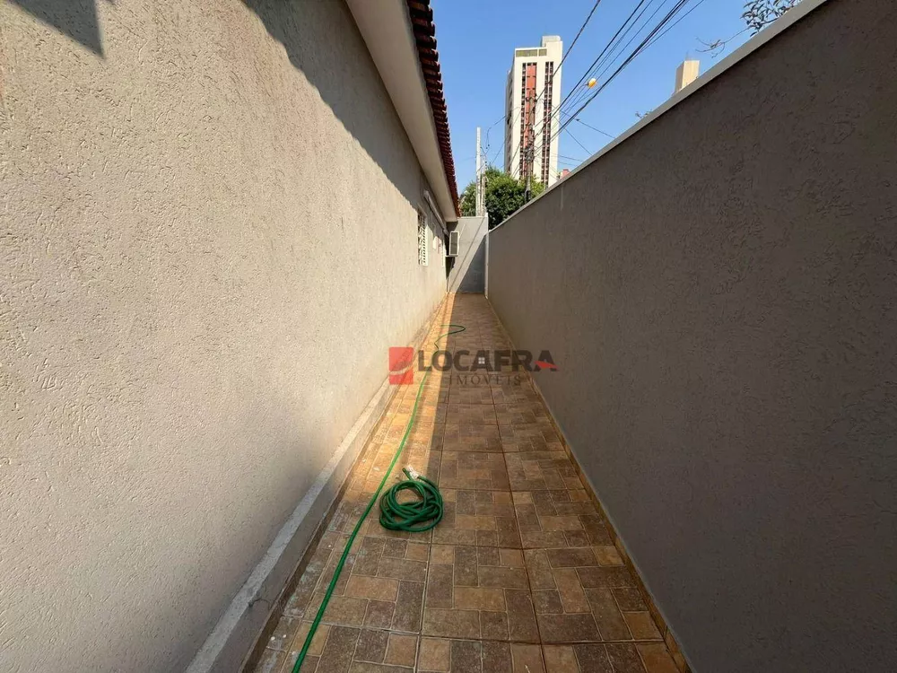Casa, 3 quartos, 130 m² - Foto 2