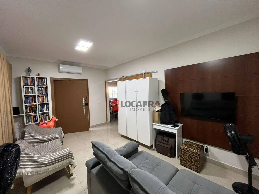 Casa, 2 quartos, 183 m² - Foto 2