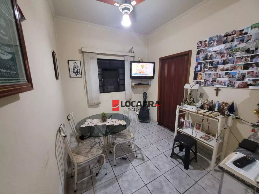 Casa à venda com 3 quartos, 120m² - Foto 3