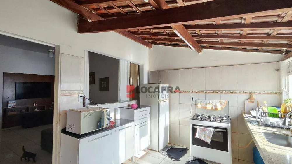 Casa, 6 quartos, 215 m² - Foto 6