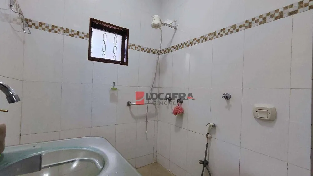 Casa, 6 quartos, 215 m² - Foto 8