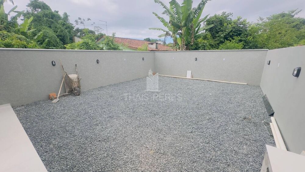 Casa à venda com 3 quartos, 99m² - Foto 13