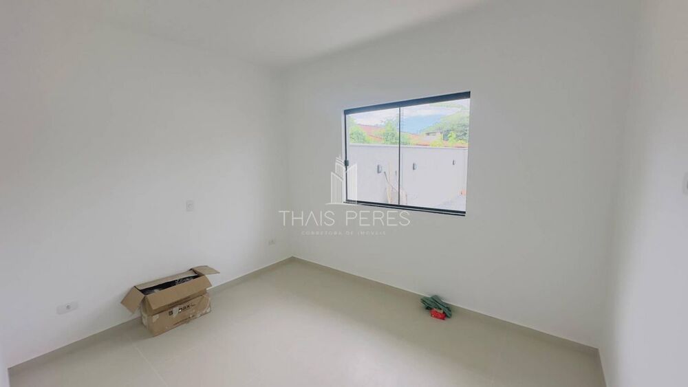 Casa à venda com 3 quartos, 99m² - Foto 9