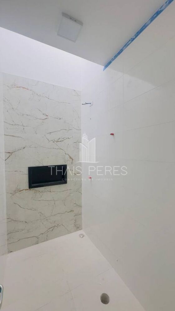 Casa à venda com 3 quartos, 99m² - Foto 7