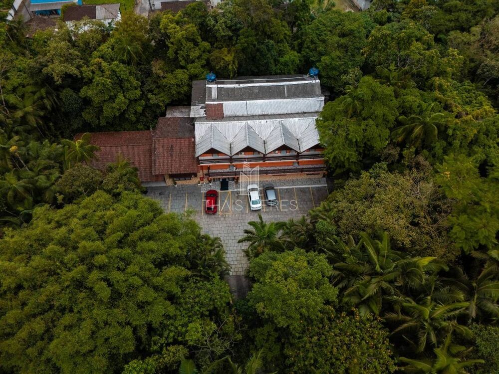 Loja-Salão à venda com 30 quartos, 1500m² - Foto 1