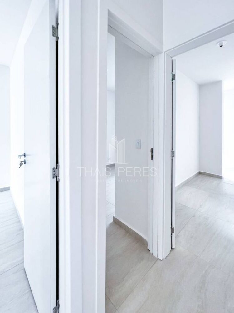 Casa à venda com 3 quartos, 60m² - Foto 4