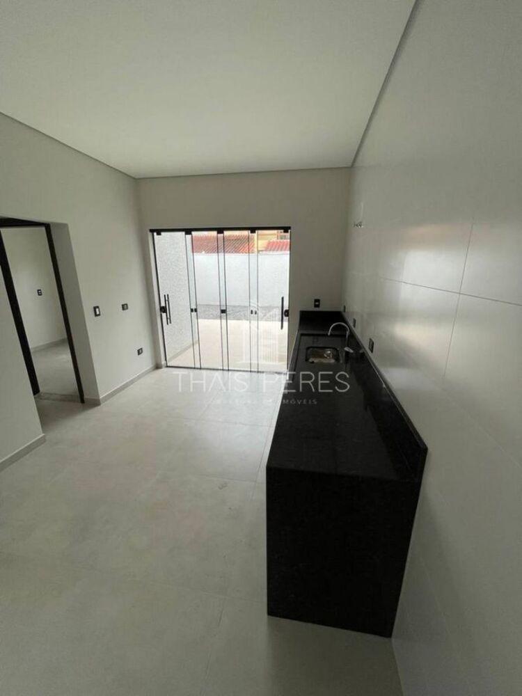Casa à venda com 3 quartos, 96m² - Foto 7