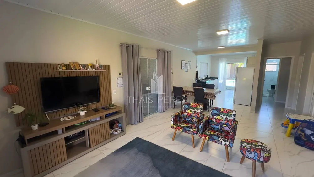 Casa, 3 quartos, 180 m² - Foto 1