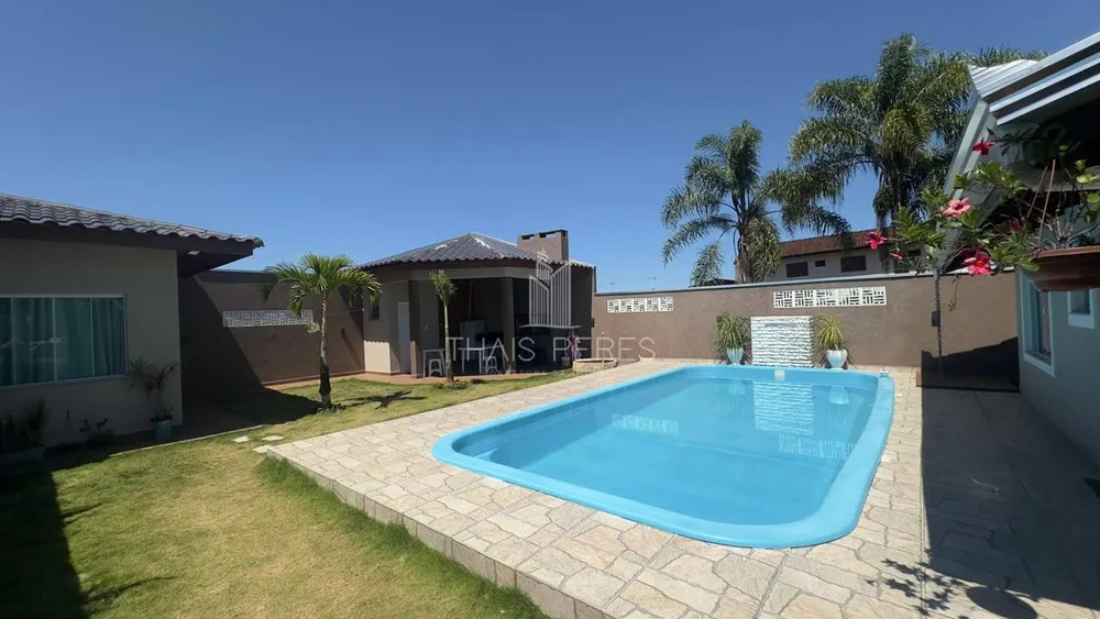 Casa, 3 quartos, 180 m² - Foto 3