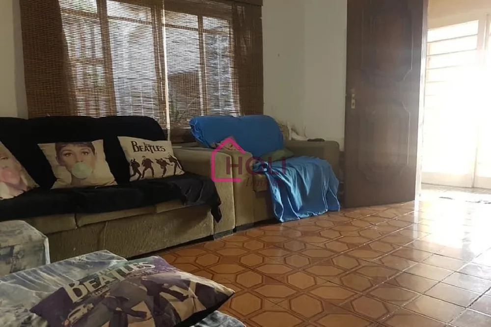 Casa, 5 quartos, 240 m² - Foto 1