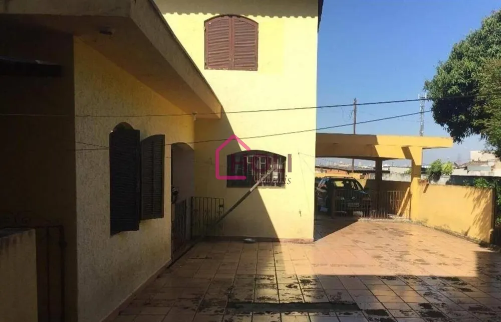 Casa, 3 quartos, 210 m² - Foto 1