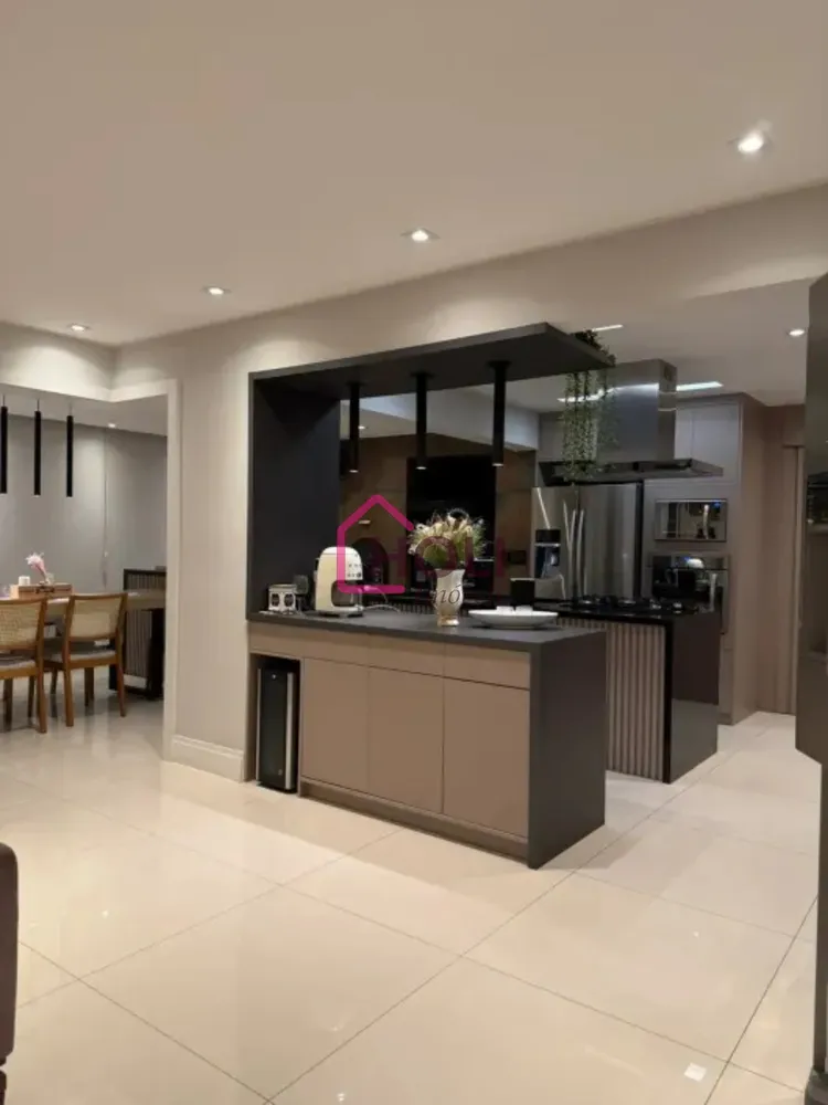 Apartamento, 3 quartos, 162 m² - Foto 2