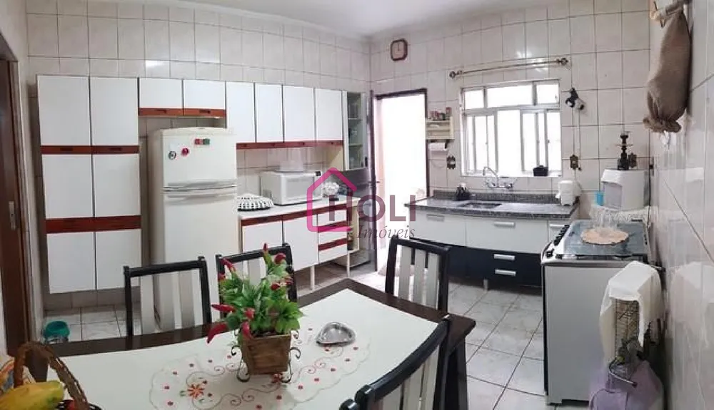 Casa, 4 quartos, 172 m² - Foto 2