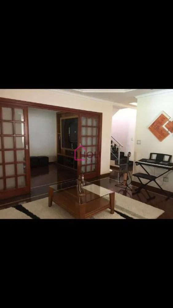 Casa, 3 quartos, 250 m² - Foto 1