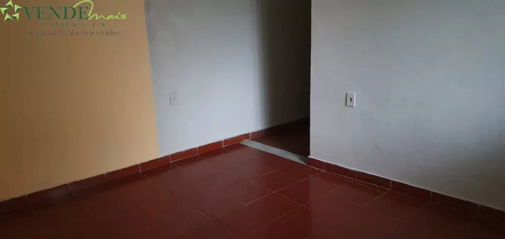 Casa à venda com 1 quarto, 40m² - Foto 4