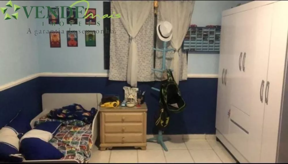 Casa, 3 quartos, 250 m² - Foto 14