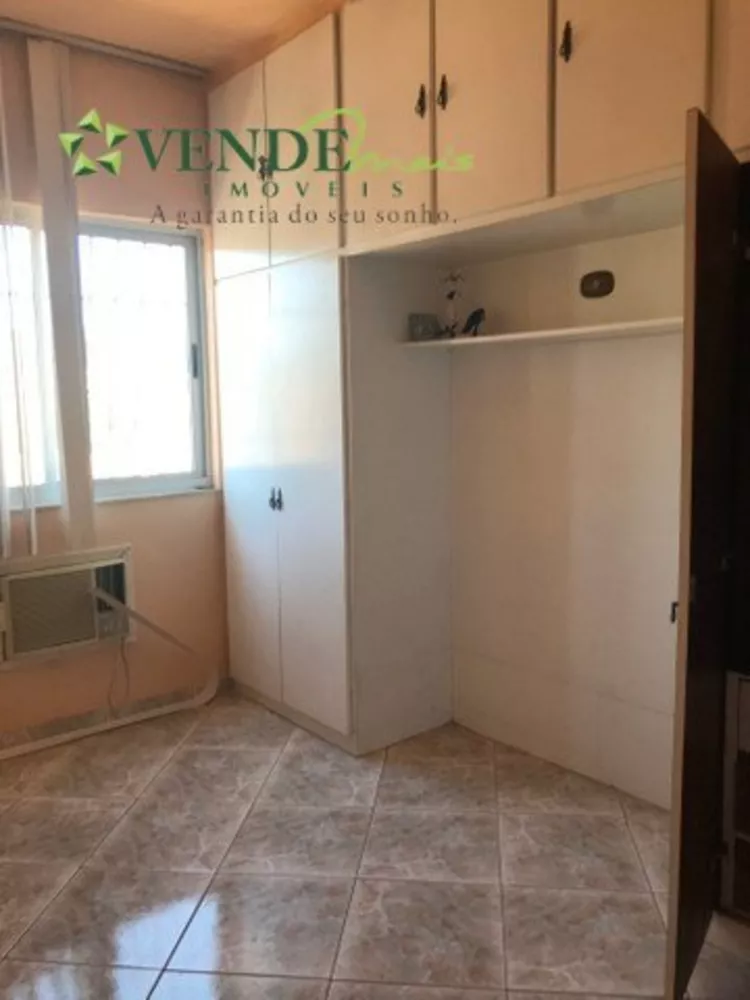 Apartamento à venda com 2 quartos, 70m² - Foto 2