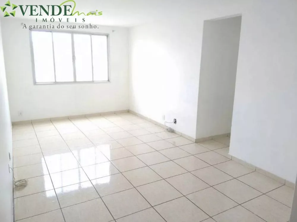 Apartamento à venda com 2 quartos, 66m² - Foto 1