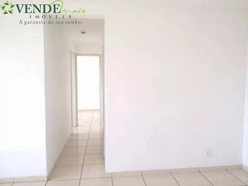 Apartamento à venda com 2 quartos, 66m² - Foto 3