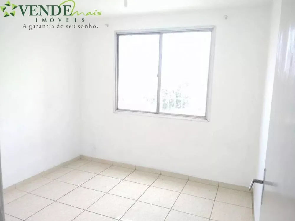 Apartamento à venda com 2 quartos, 66m² - Foto 4