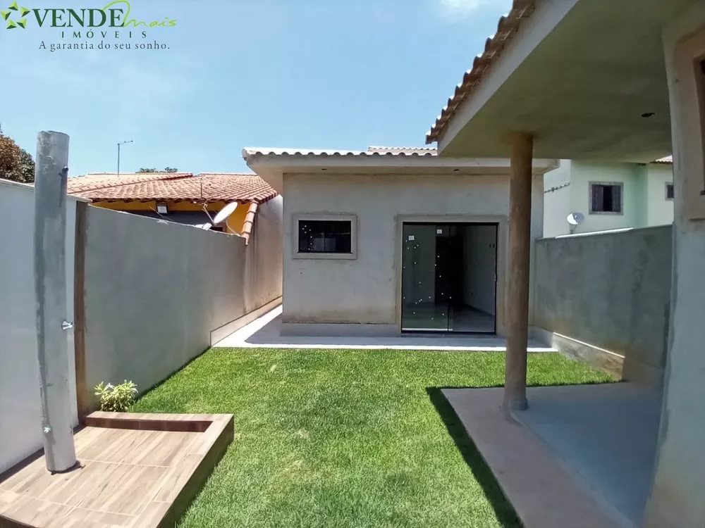 Casa à venda com 2 quartos, 77m² - Foto 3