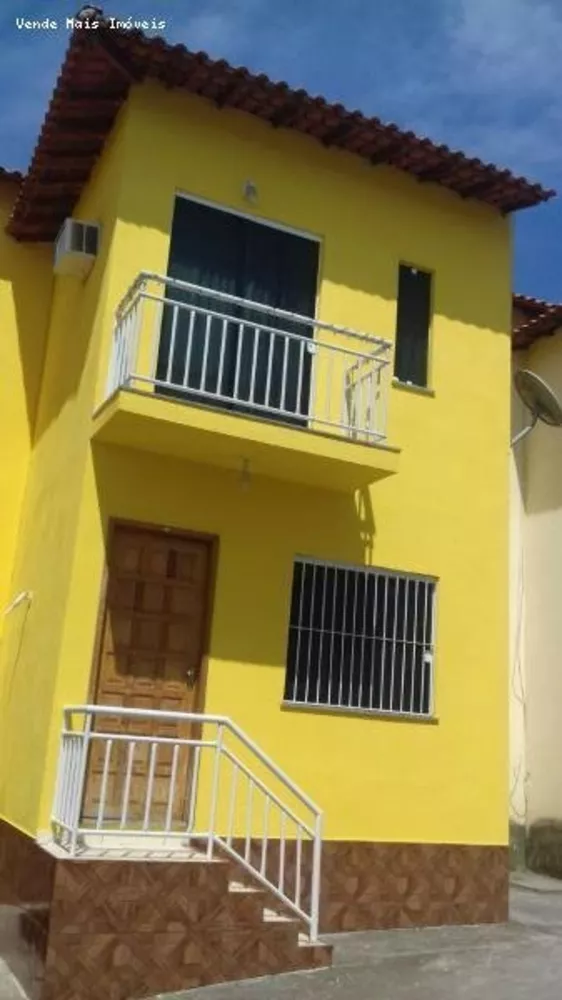 Casa à venda com 2 quartos, 65m² - Foto 1