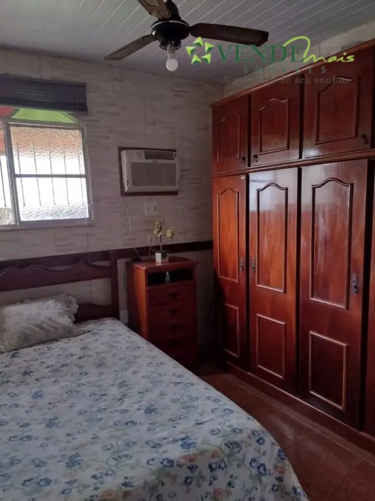 Casa à venda com 2 quartos, 70m² - Foto 4