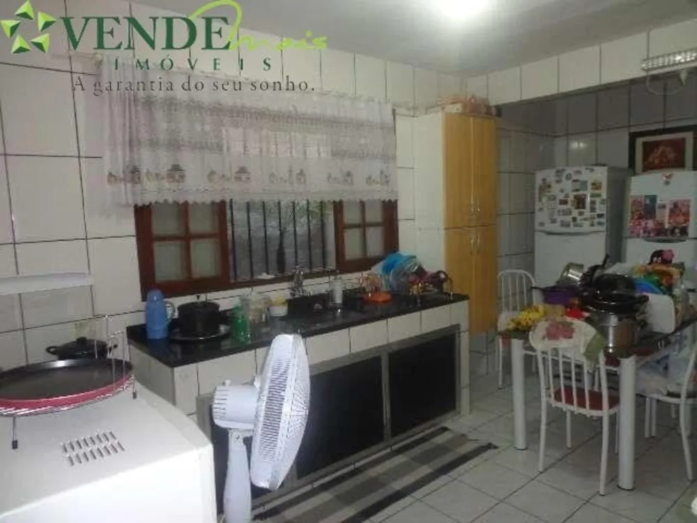 Casa, 3 quartos, 230 m² - Foto 11